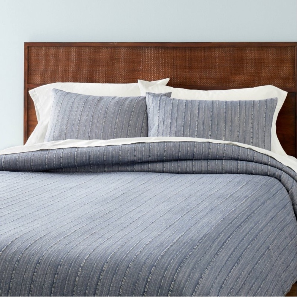 3pc Full/Queen Washed Loop Stripe
Comforter Bedding Set Blue - Hearth & Hand™